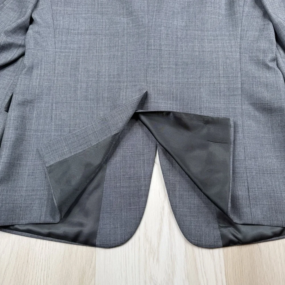 NWT Kilgour French & Stanbury Barney's New York Pure Virgin Wool Suit 42R W36